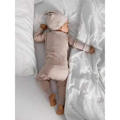 Classic Knotted Hat | Clay