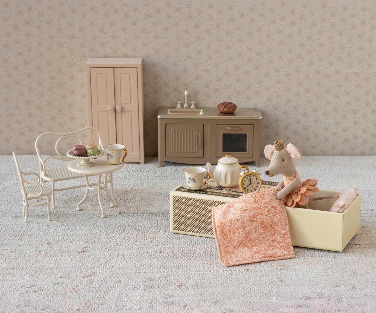 Maileg Cafe Set Small | White