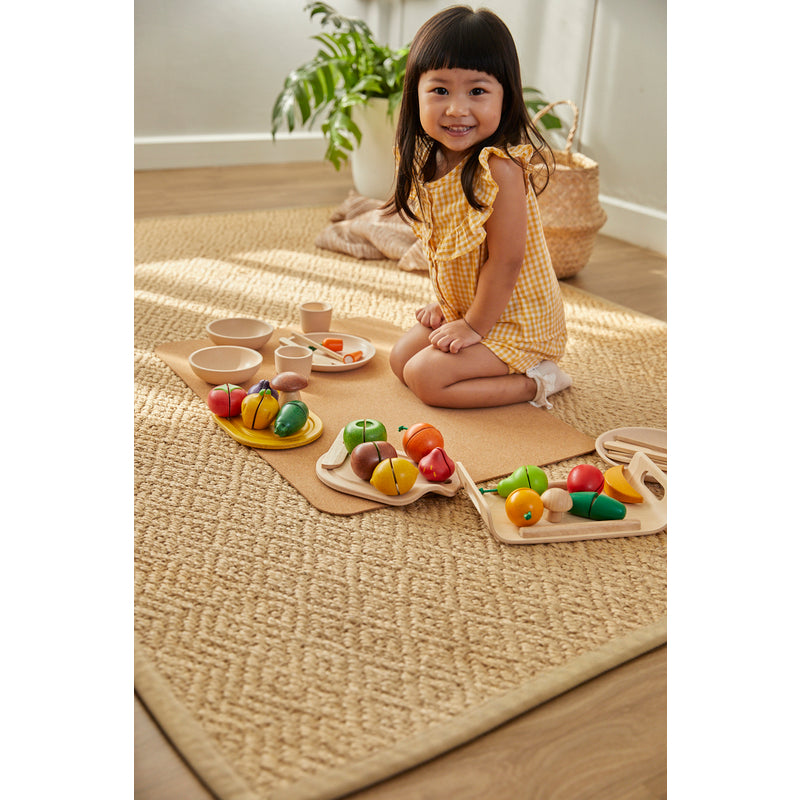 Wooden Fruit and Vegetable Set